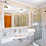 Hotel Solitudo 3*